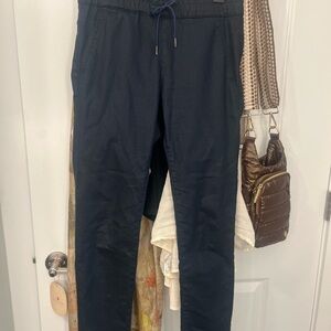 BEVY FLOG Navy Skinny Pants